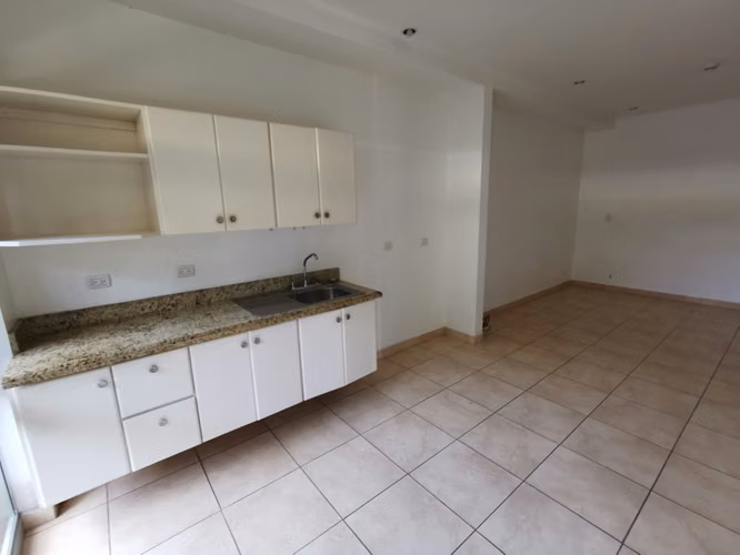 Alquiler de estudio en Pavas Boulevard 1 Parqueo