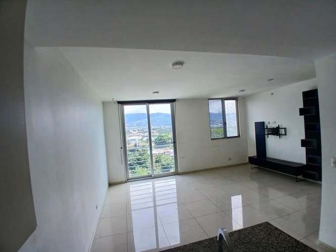 Oportunidad de Apartamento Semiamueblado Cerca de Lagunilla Heredia - Imagen 5