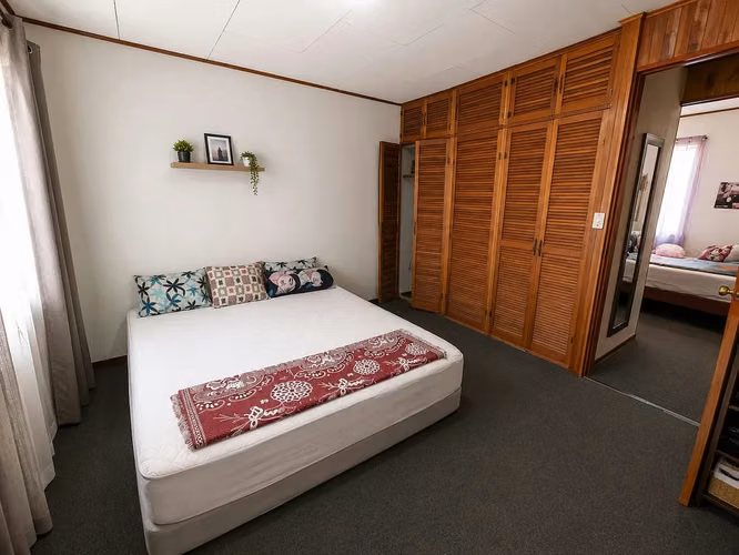 Venta de Edificio con 4 apartamentos totalmente alquilados en Montelimar, Goicoechea