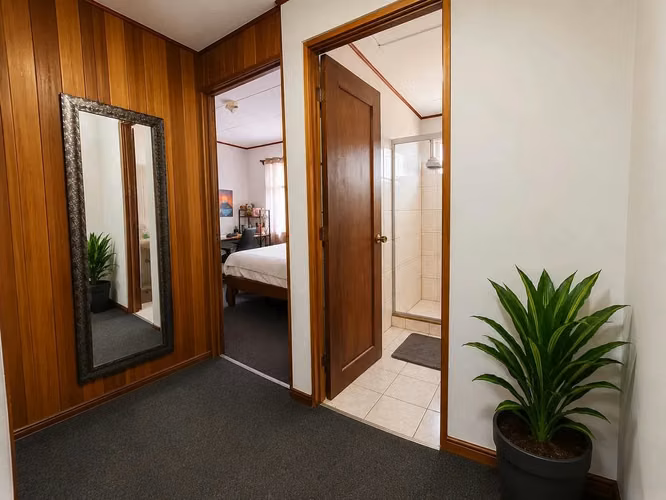 Venta de Edificio con 4 apartamentos totalmente alquilados en Montelimar, Goicoechea