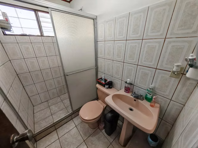 Venta de Edificio con 4 apartamentos totalmente alquilados en Montelimar, Goicoechea