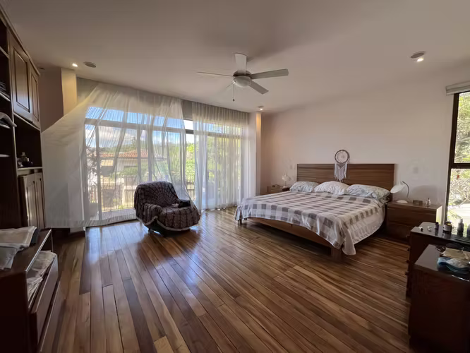CASA AMUEBLADA EN ALQUILER LOMAS DEL VALLE SANTA ANA 2 HAB CÓD JV374