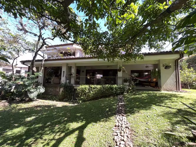 CASA AMUEBLADA EN ALQUILER LOMAS DEL VALLE SANTA ANA 2 HAB CÓD JV374