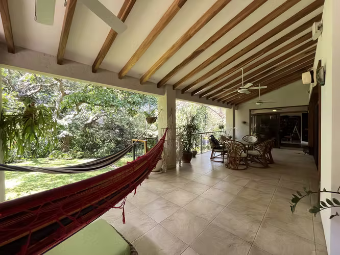 CASA AMUEBLADA EN ALQUILER LOMAS DEL VALLE SANTA ANA 2 HAB CÓD JV374