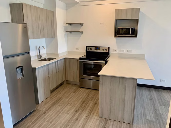 ROHRMOSER! SE ALQUILA MODERNO APARTAMENTO AMOBLADO EN QBO