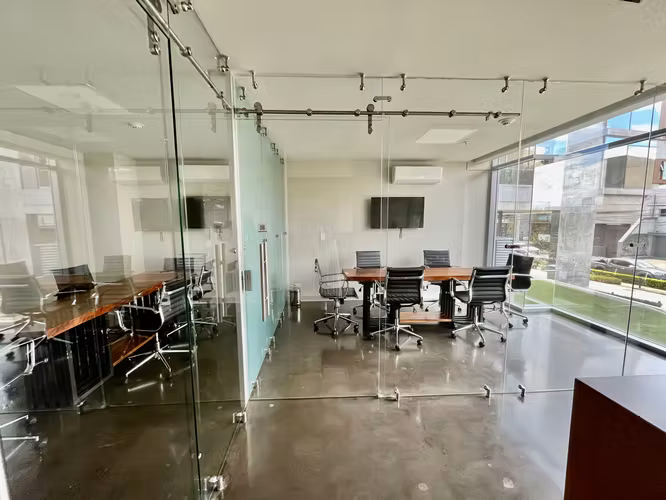 ROHRMOSER! SE ALQUILA MODERNO APARTAMENTO AMOBLADO EN QBO