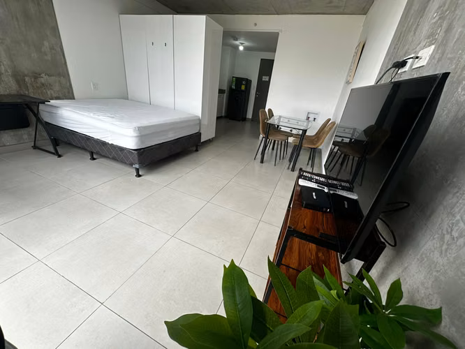 Se Alquila Apartamento en Condominio de Curridabat, Full Amoblado-2