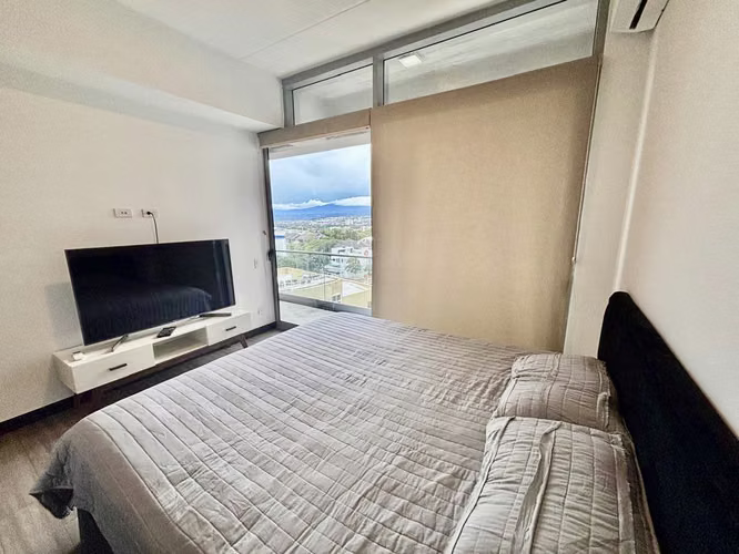 ROHRMOSER! SE ALQUILA MODERNO APARTAMENTO AMOBLADO EN QBO