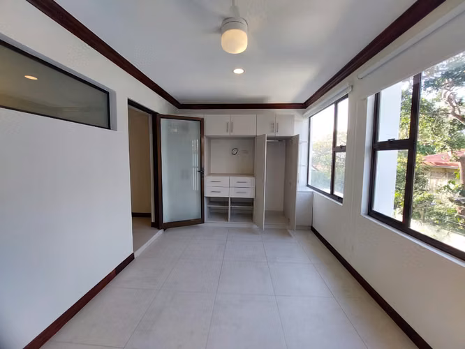 Apartamento Semi amoblado de 1 Habitación SIN PARQUEO en Rohrmoser-2