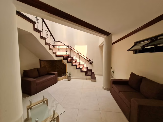 Apartamento Semi amoblado de 1 Habitación SIN PARQUEO en Rohrmoser-2