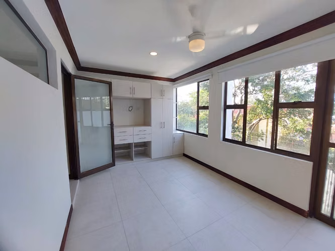 Apartamento Semi amoblado de 1 Habitación SIN PARQUEO en Rohrmoser-2