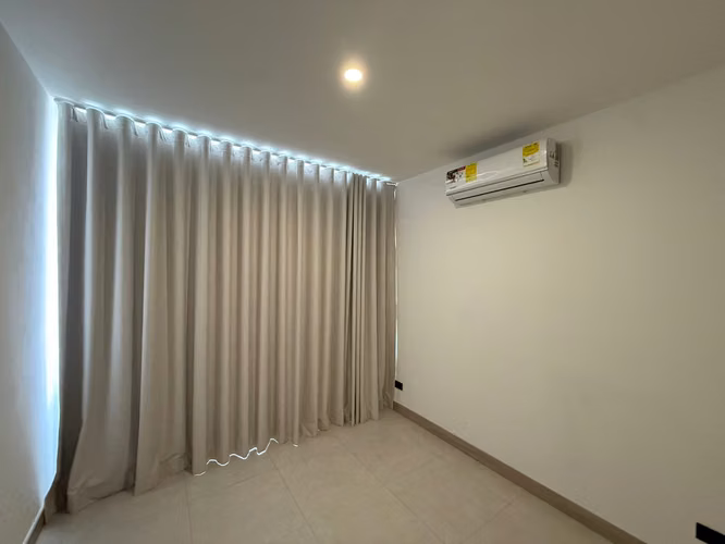 Venta de casa nueva en Condominio Lindora Village Santa Ana - Imagen 4