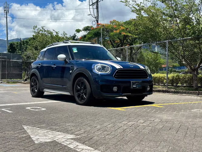 MINI COOPER COUNTRYMAN