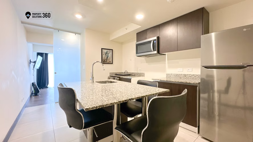 Apartamento en Yoses, Barrio Escalante | Amueblado | Piscina