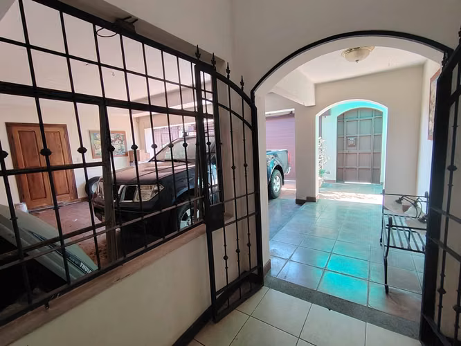 SE ALQUILA CASA SEMI-AMUEBLADA EN BELEN - Imagen 8
