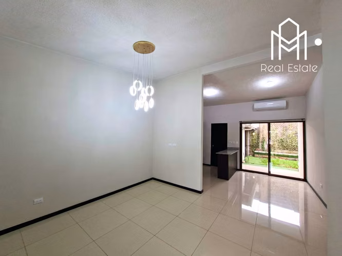 Se Alquila Casa En Condominio En San Lorenzo De Heredia