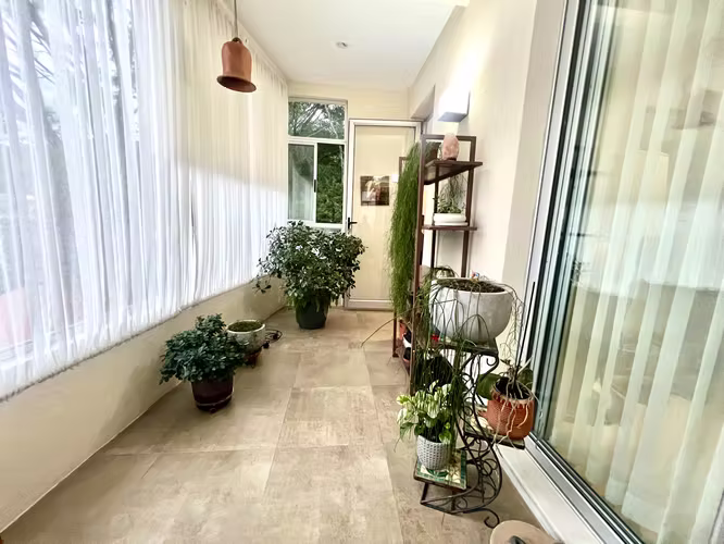 ALQUILER Y VENTA  Elegancia, Amplitud y Diseño: 200 m² Habitables en Santa Ana - Imagen 12