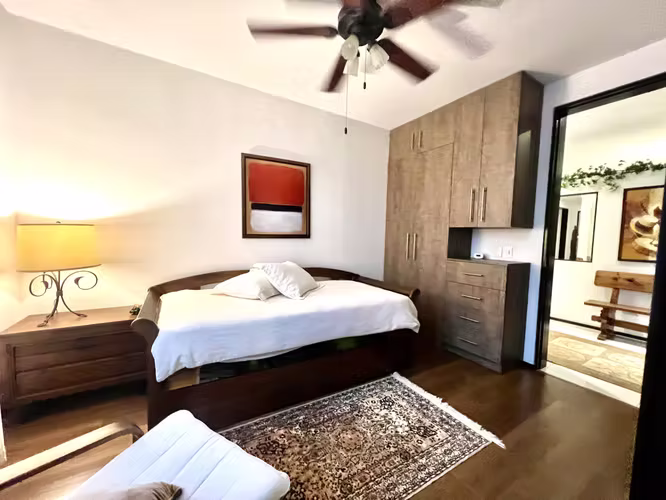 ALQUILER Y VENTA  Elegancia, Amplitud y Diseño: 200 m² Habitables en Santa Ana - Imagen 4