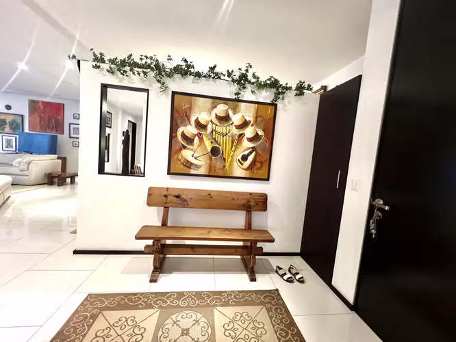 ALQUILER Y VENTA  Elegancia, Amplitud y Diseño: 200 m² Habitables en Santa Ana - Imagen 7