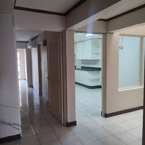 Alquiler amplia casa para oficinas en Barrio Dent / Excelente ubicación