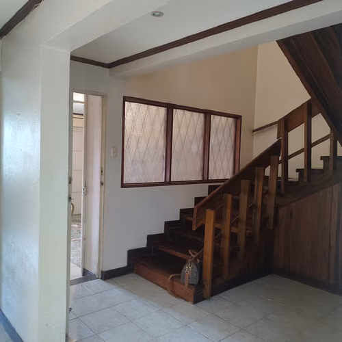 Alquiler amplia casa para oficinas en Barrio Dent / Excelente ubicación