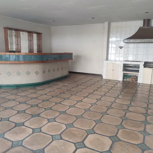 Alquiler amplia casa para oficinas en Barrio Dent / Excelente ubicación