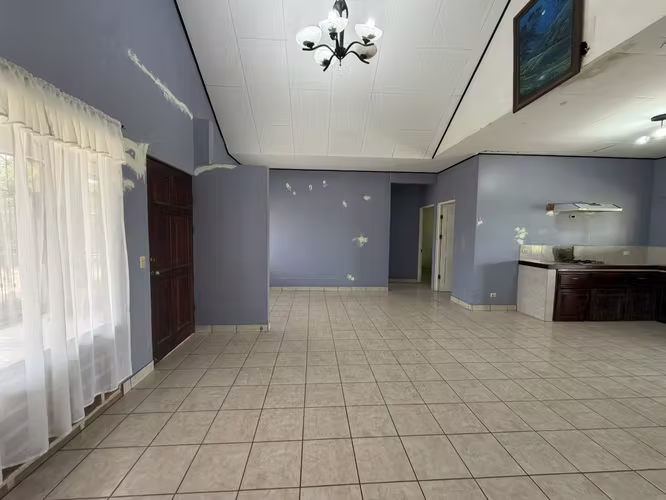 Oportunidad comercial en Santa Cruz: 680 m², detrás del Campo Ferial