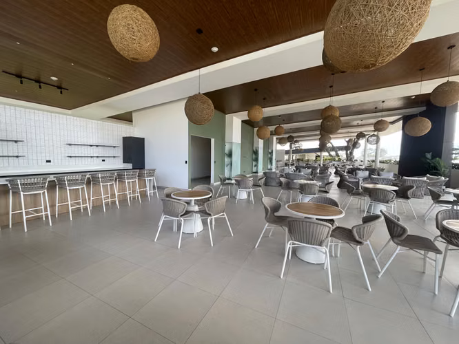 Casa en alquiler en Lindora | Amplio jardín y amenidades | $2,500 - Imagen 4