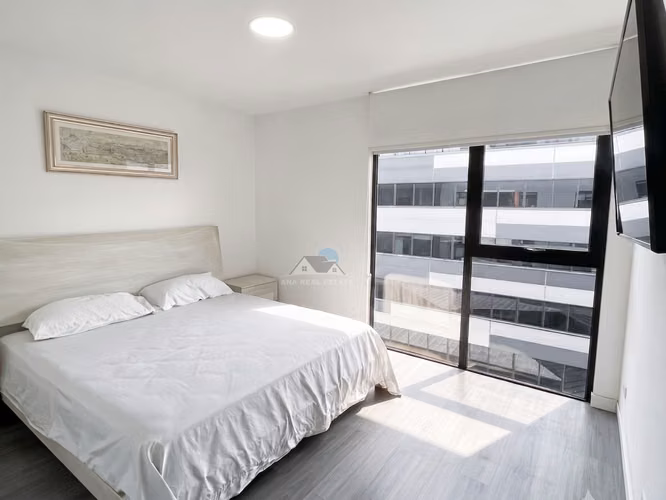 INVERSIÓN CON RENTA ACTIVA EN ESCAZÚ VILLAGE | AMUEBLADO, 2 HAB. Y 2 PARQUEOS - Imagen 6