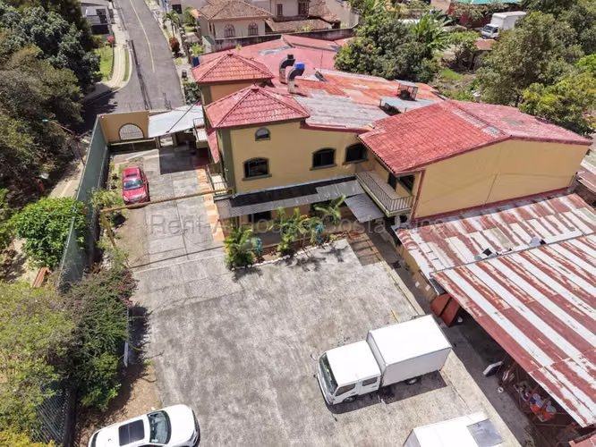 Propiedad Comercial en Venta cerca Aleste, Curridabat– Terreno 1,740 m² + Edificio 700 m²