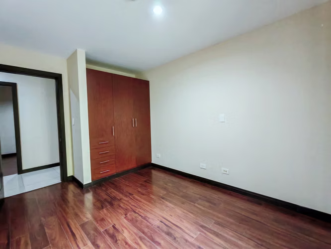 Brasil de Santa Ana- Primer nivel - 3 habitaciones - NO MASCOTA