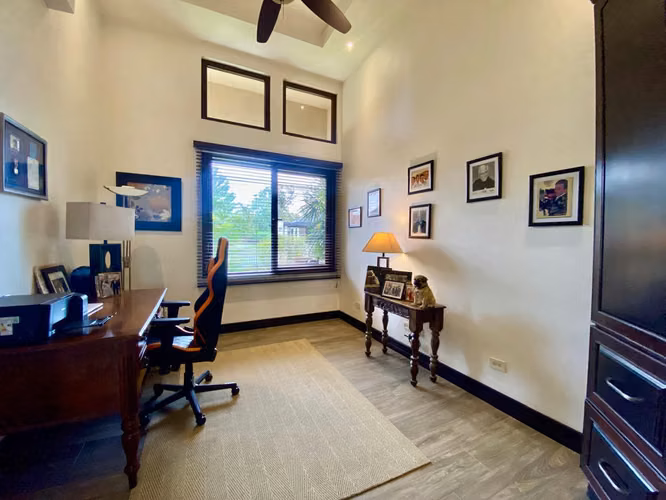Residencia de Lujo Frente al Campo de Golf