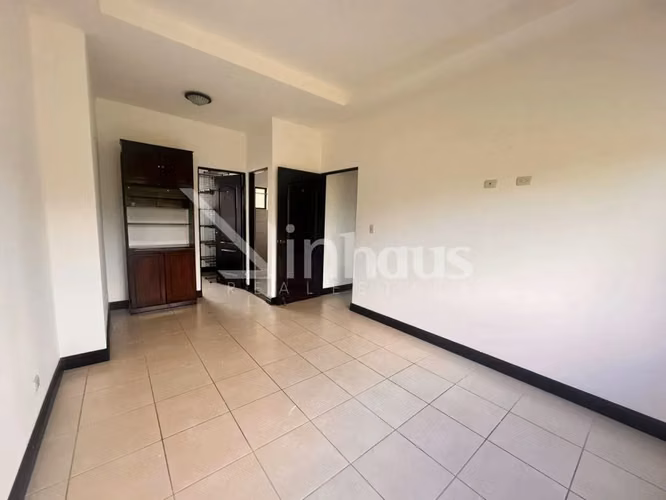 id 43173 Se alquila apartamento en Condominio Torres del Sol