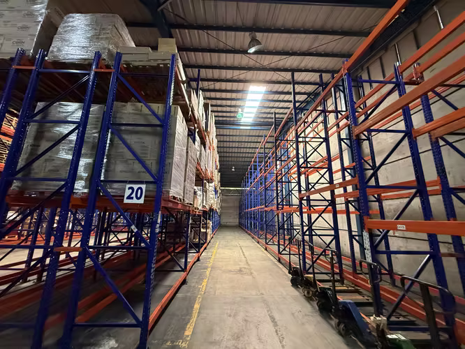 SE VENDE BODEGA, NAVE INDUSTRIAL Y AMPLIA PROPIEDAD EN HEREDIA 18.035 m2 de terreno y 3.880 m2 de nave - Imagen 4