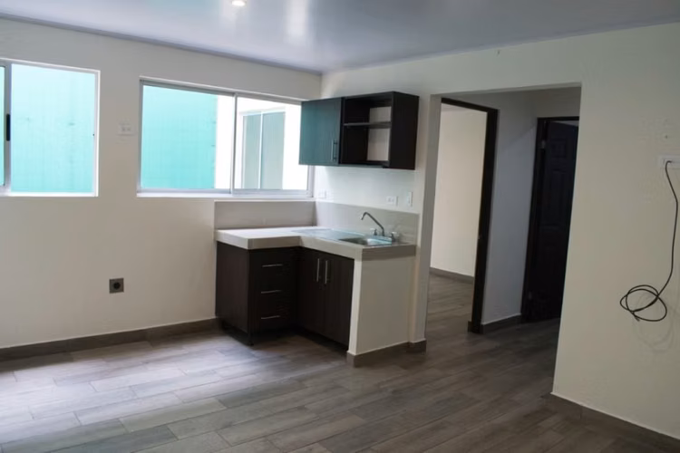 Apartment for rent in San Jose. 21-085