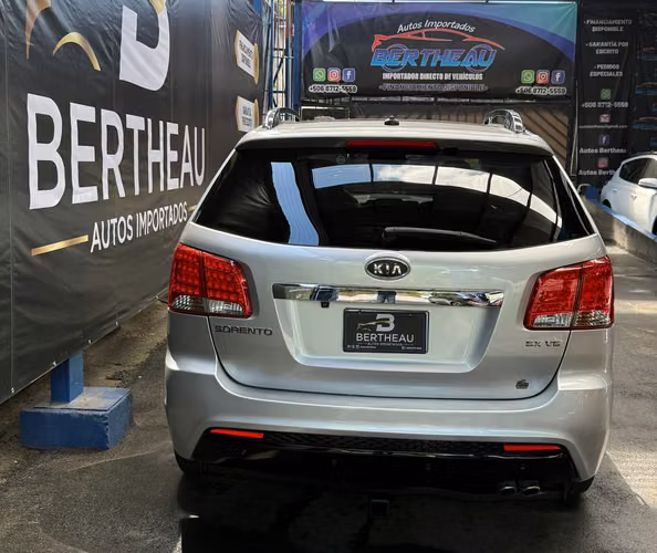 KIA SORENTO SX 2011 PLATEADO AUTOMÁTICO 4X4