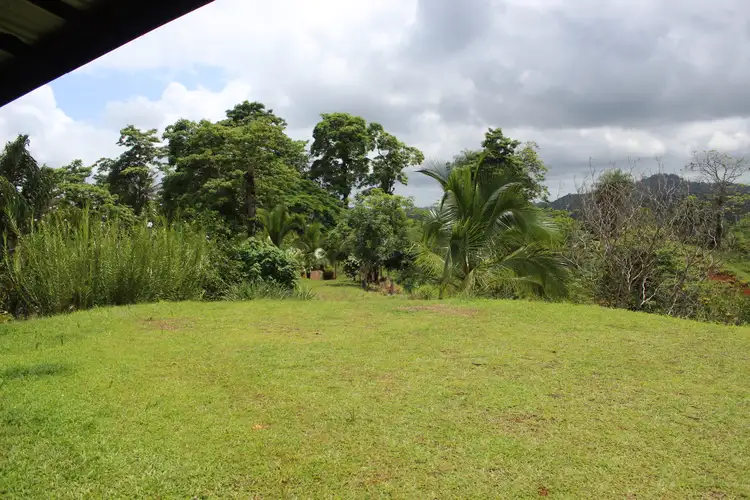 VENTA DE FINCA EN TURRUBARES.