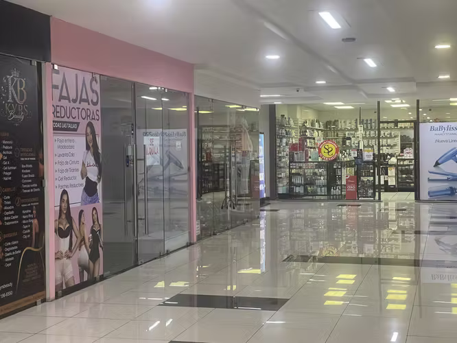 COMMERCIAL SPACE IN SANTA CRUZ
