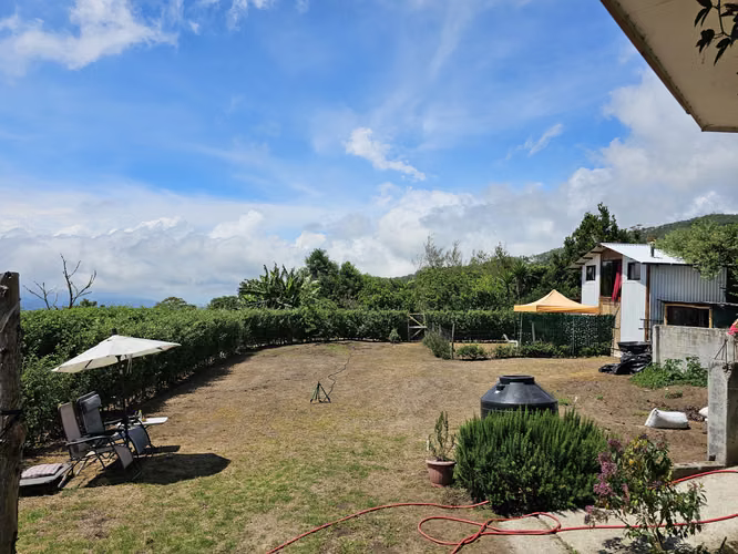 Casa amueblada en Las Nubes de Coronado, San José