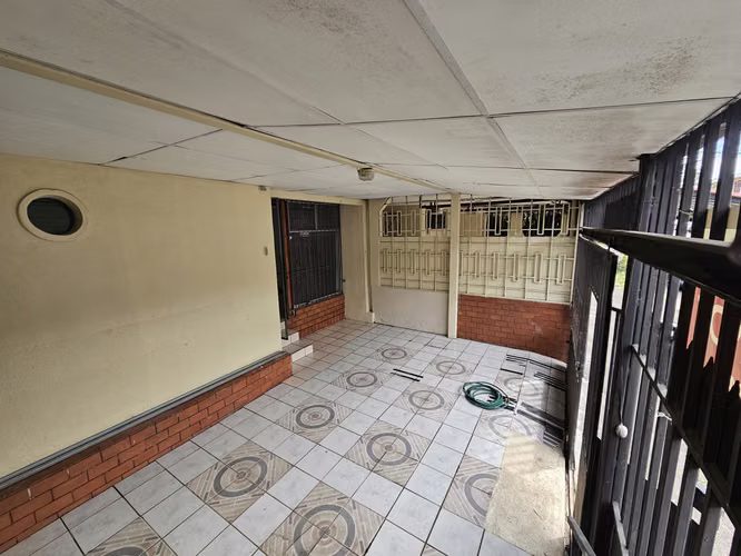 Promoción de Propiedad con 2 Casas en Curridabat, San José