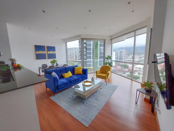 TORRE VISTAS DE NUNCIATURA ROHRMOSER! APARTMENT WITH VIEW