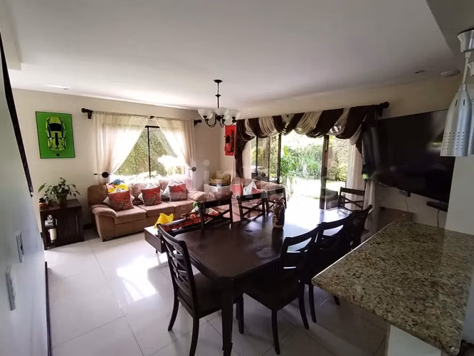 id # 43166 Se vende casa en condominio La Floresta, Tres Ríos.