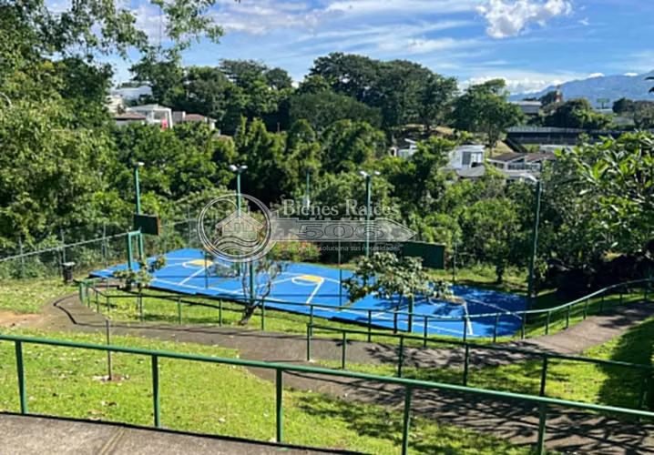 Casa en Preventa | Condominio Francosta, Ulloa de Barreal, Heredia