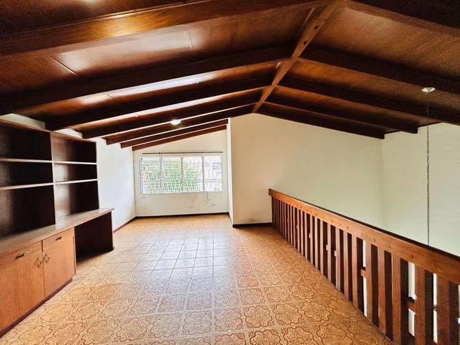 VENTA O RENTA DE CASA UNA SOLA PLANTA EN LA URUCA