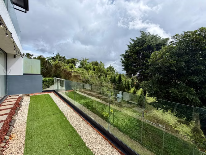 VENDO APARTAMENTO EN MONTES DE OCA