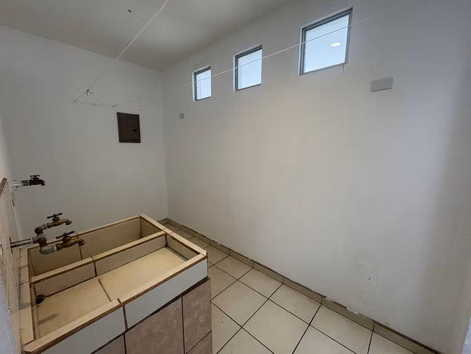 *Venta de casa PARA INVERSIÓN en residencial Monserrat, Tres Ríos. - Imagen 16