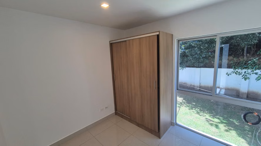 PIEDADES DE SANTA ANA! MODERNO APARTAMENTO DE 3 HAB/2BAÑOS/1PARQUEO