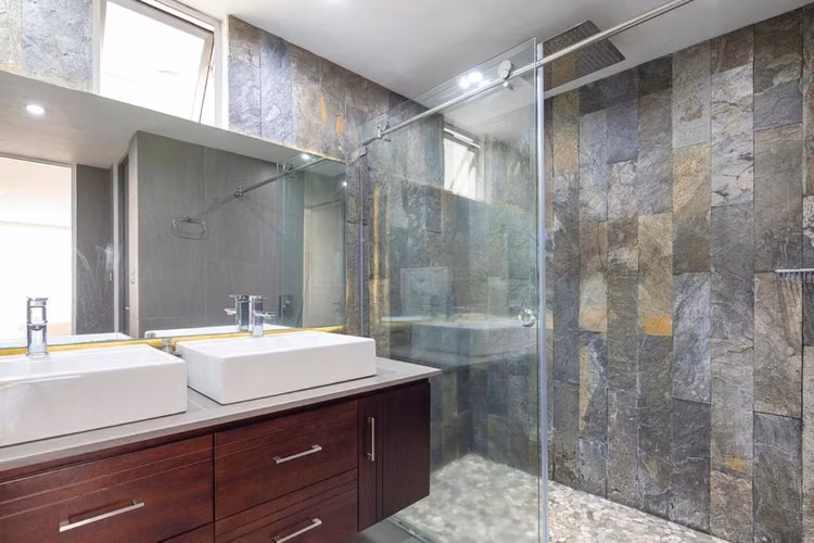 Apartamento amoblado dos habitaciones condominio amenidades Pozos de Santa Ana - Imagen 8