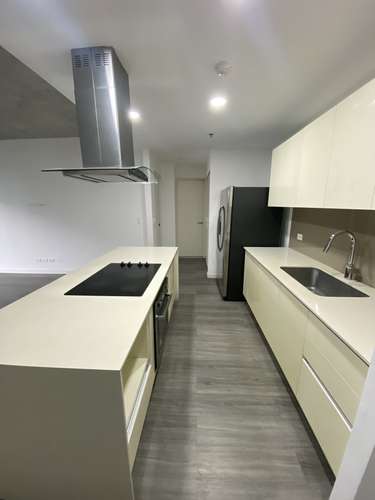 OPORTUNIDAD EN ESCAZU VILLAGE ALQUILER - Imagen 2