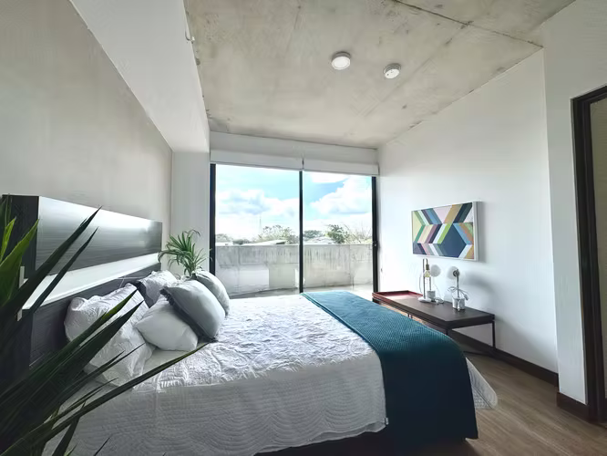 Alquiler Apartamento Amueblado en La Uruca | 2 Habitaciones | Balcón | Seguridad 24/7